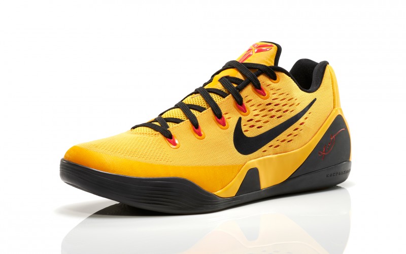 Nike Kobe 9 EM “University Gold 